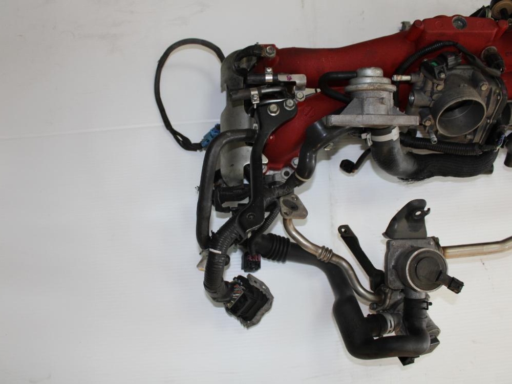 Collecteur d'admission JDM Subaru WRX STi V10 GRB avec papillon, injecteurs et faisceau: Image 1