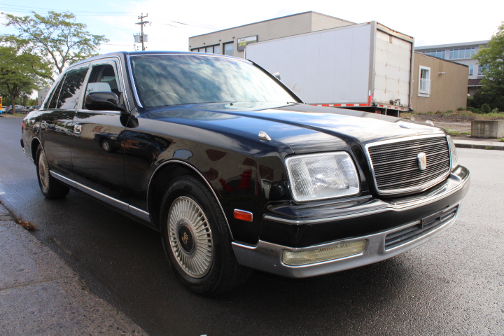 1998 TOYOTA CENTURY REDESIGNED 5.0 V12 * JAPANESE EQ MAYBACH * FOR SALE