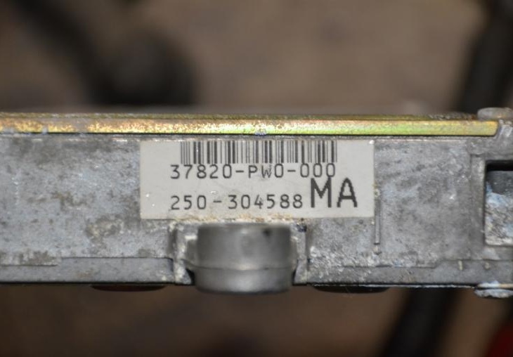 MOTEUR JDM B16A SiR OBD0 1988-1991 AVEC BOÎTE DE VITESSES À 5 RAPPORTS ET LSD  ET CALIBREUR DE BOÎTE À VENDRE: Image 7