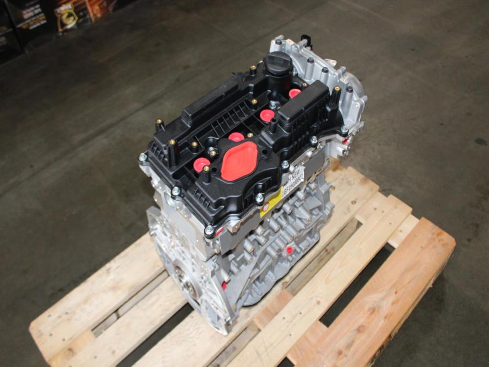 2017-2019 Hyundai Santa Fe 2.0L Turbo G4KH Theta II GDI 4-Cylinder Engine GEN2: Image 2