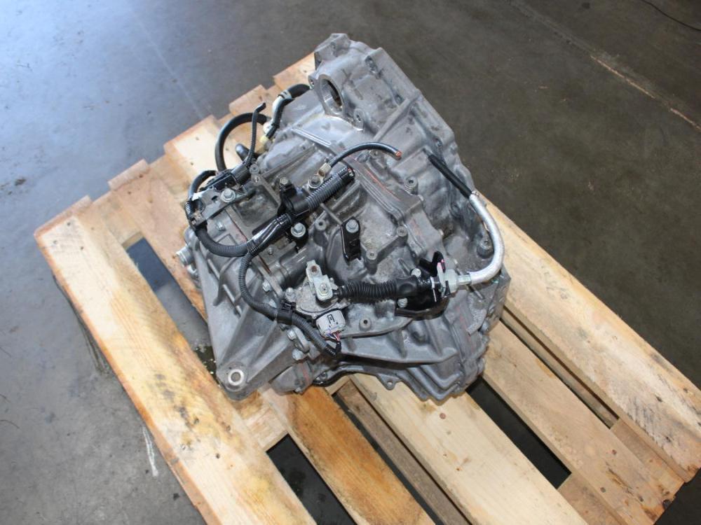 Toyota RAV4 2013, 2014, 2015, 2016, 2017, 2018 à vendre : boîte automatique, 2,5 L, 4 cylindres, moteur 2AR-FE, traction avant: Image 4